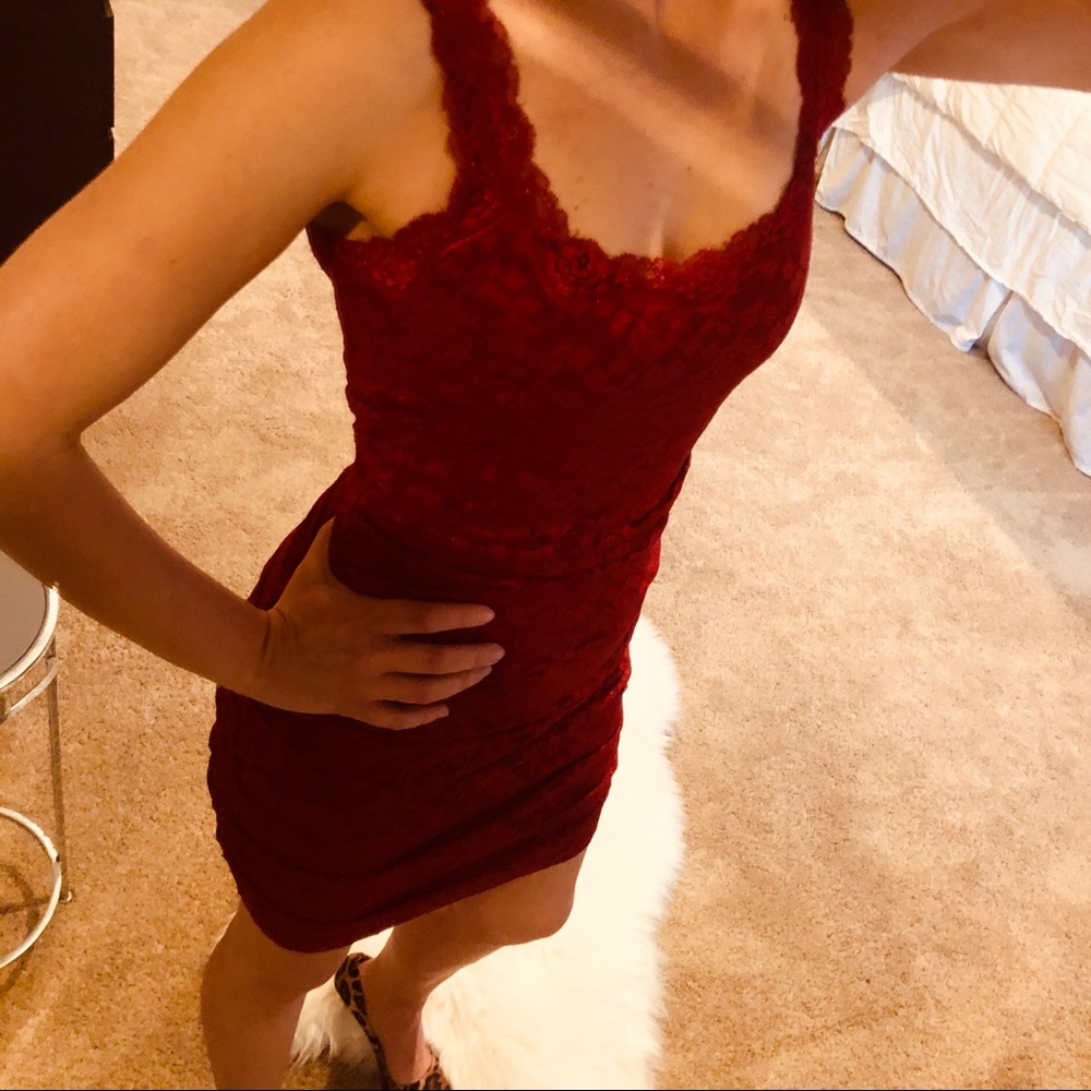 Red Lacy Ruched Dress - Picture 4 of 6